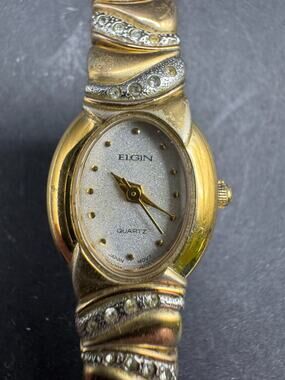 Vtg Elgin Women ELA216B Gold Tone Crystal Accents Bracelet 17mm Quartz Watch